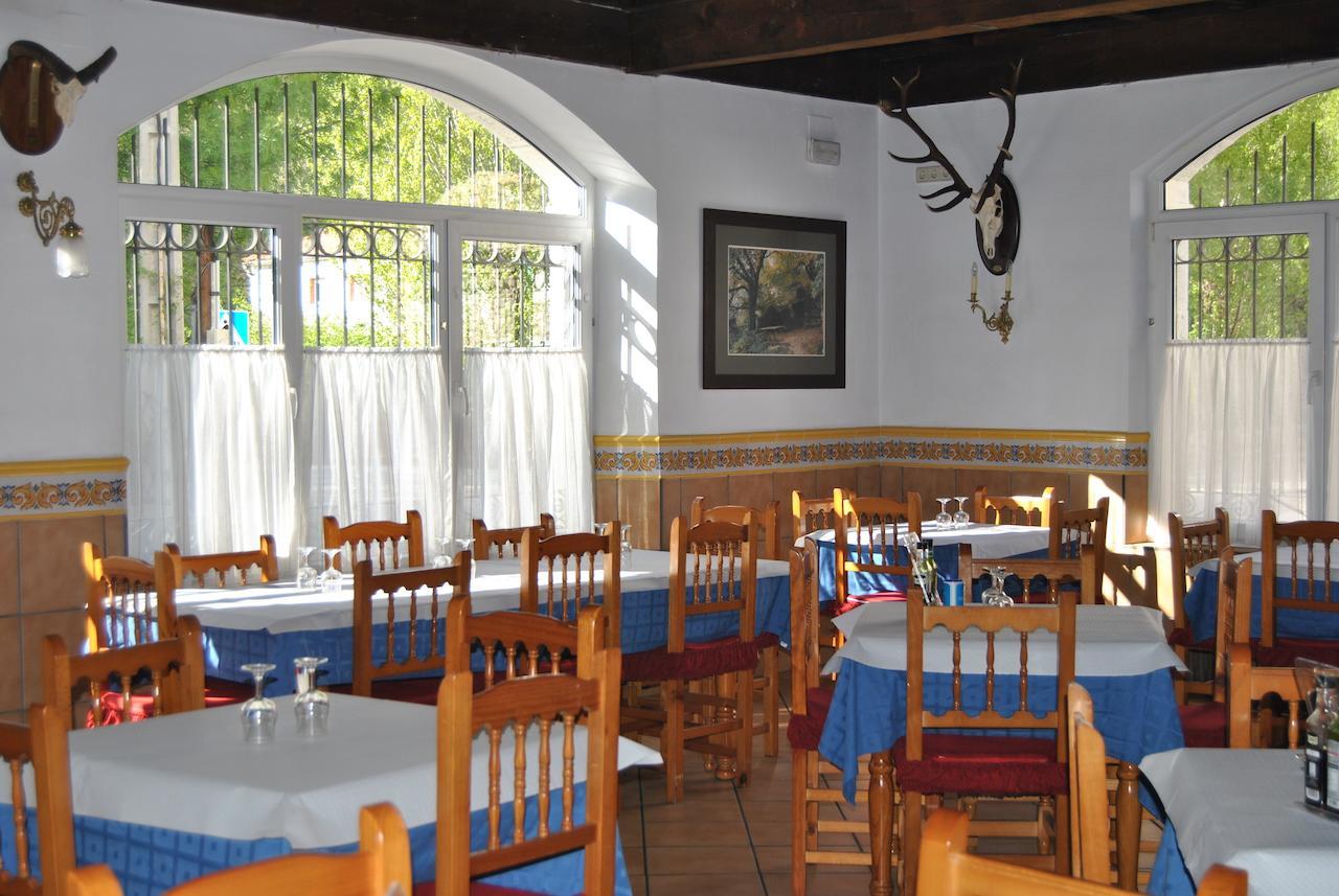 Hostal Rural Amador Puente de Vadillos エクステリア 写真