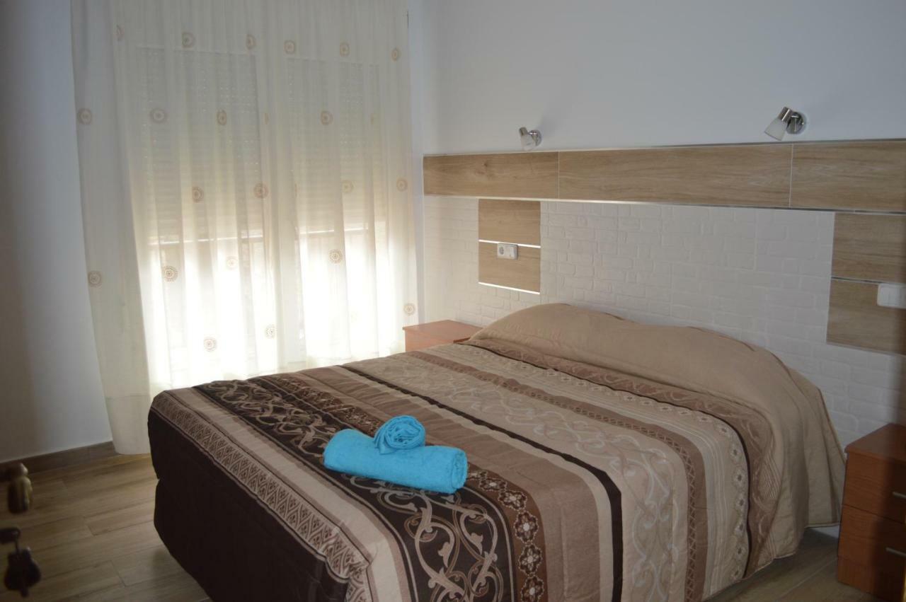 Hostal Rural Amador Puente de Vadillos エクステリア 写真