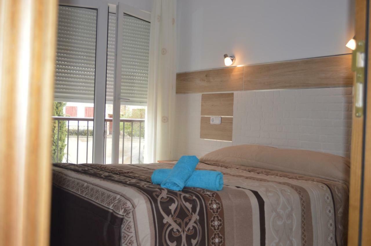 Hostal Rural Amador Puente de Vadillos エクステリア 写真